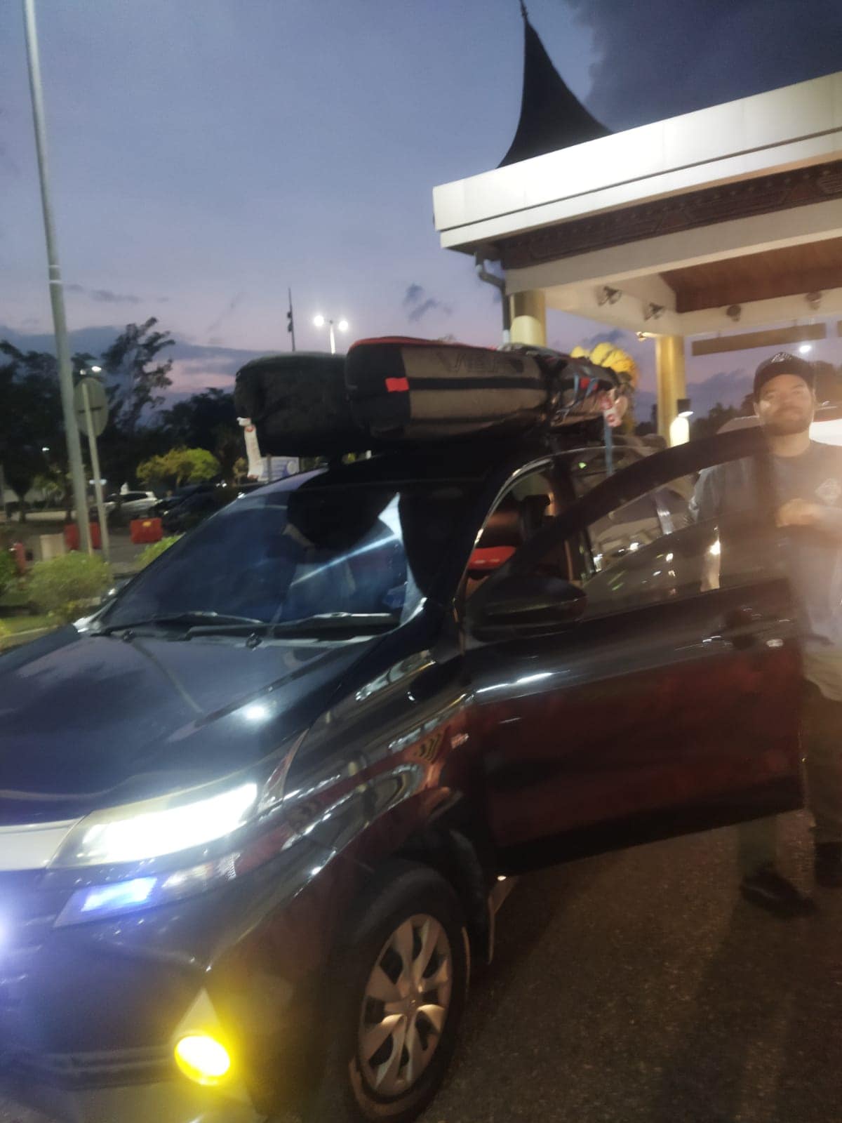 Car Rental & Airport Transport — photo 4