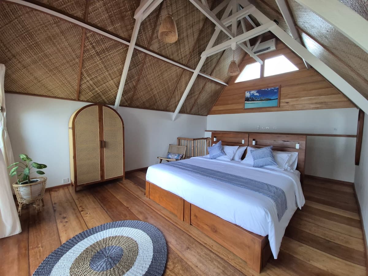 Tideline Villas Mentawai — photo 3