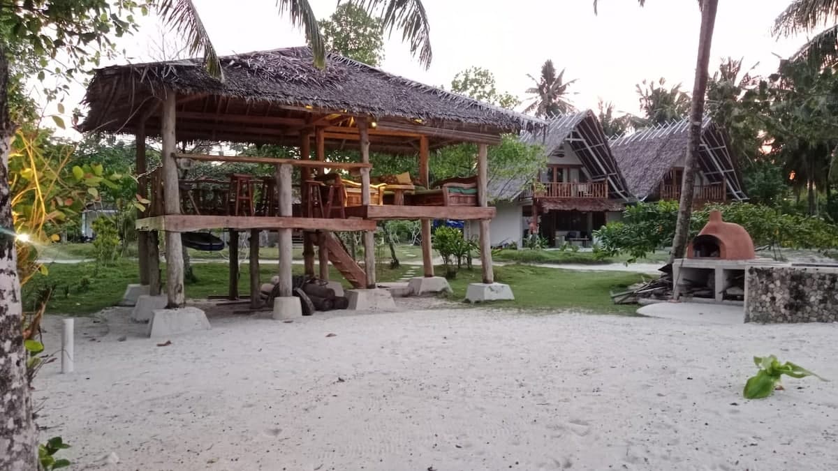 Tideline Villas Mentawai — photo 29
